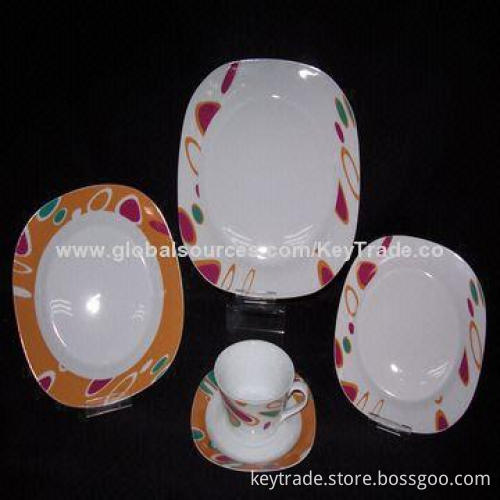 Fine Porcelain 20 Pieces of Dinner Set in Square Shape with Decal